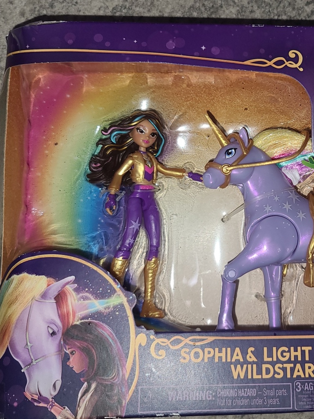 Unicorn Academy, Sophia & Light Magic Wildstar with Rainbow Light-up Effects